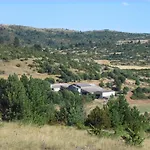 Le Des Champs, A Montbrun. בית נופש